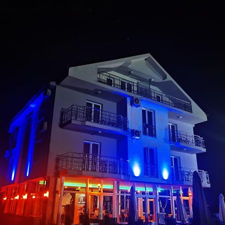 סטרוגה Sunrise Hotel & Camping מראה חיצוני תמונה