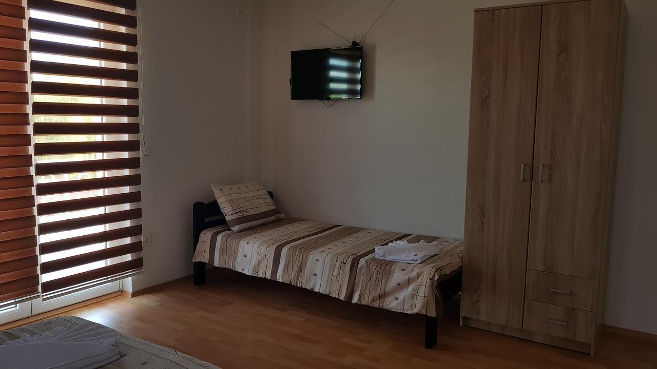 סטרוגה Sunrise Hotel & Camping מראה חיצוני תמונה